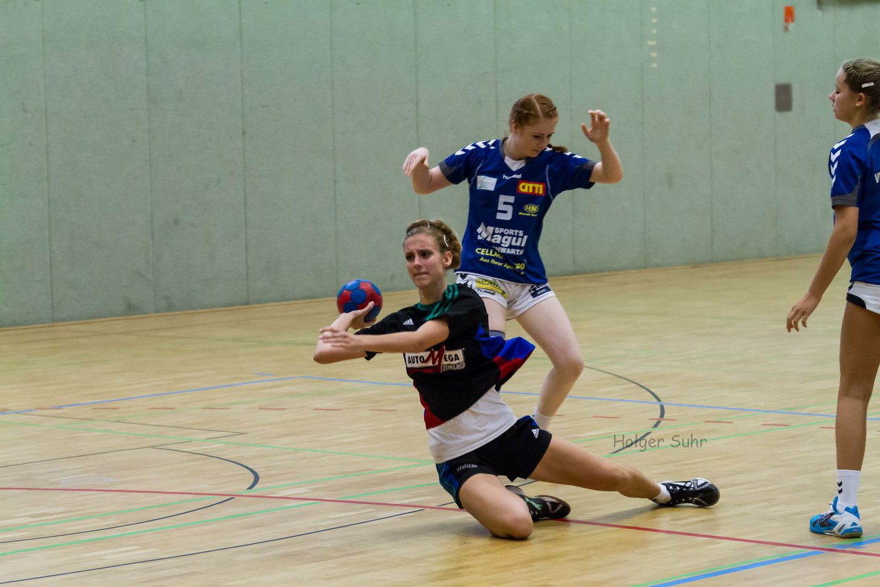 Bild 185 - B-Juniorinnen SV Henstedt Ulzburg - VFL Bad Schwartau 2 : Ergebnis: 27:13